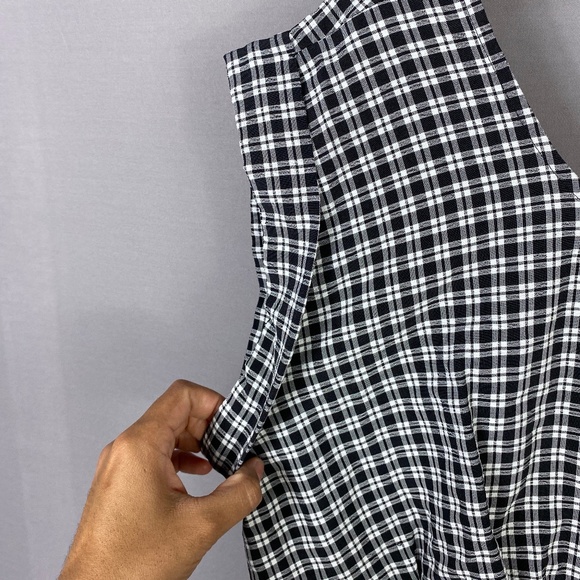 CODE X MODE Sleeveless Ruched Button Front Mini Dress in Gingham Plaid S… - Picture 9 of 9